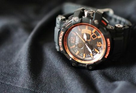 Sports Watch - Casio G Shock Black Leather Strap Round Bezel Chronograph Watch