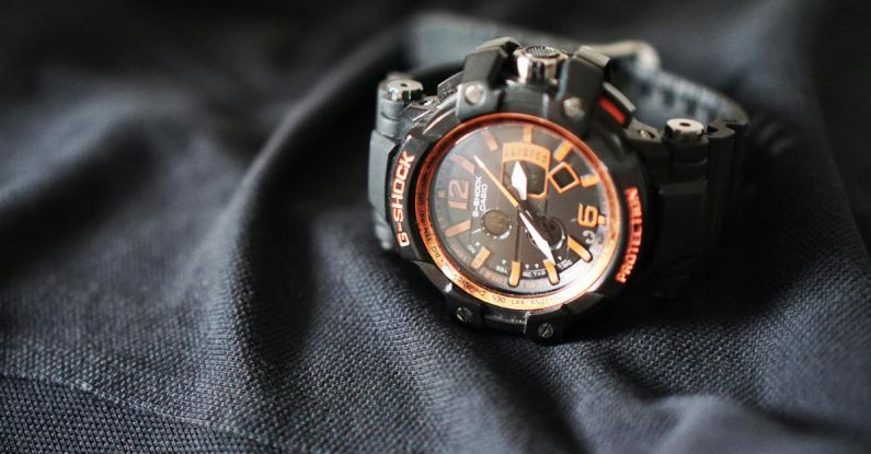 Sports Watch - Casio G Shock Black Leather Strap Round Bezel Chronograph Watch